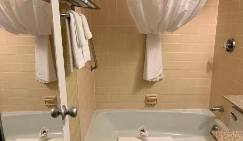 Quadruple Room - Non-Smoking