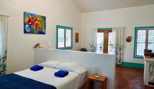 Apartment with Garden View