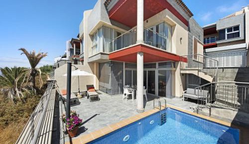 Villa with Sea View