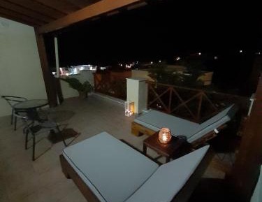 One-Bedroom Apartment with Sea View (3 Adults)