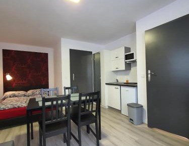 Studio with Balcony