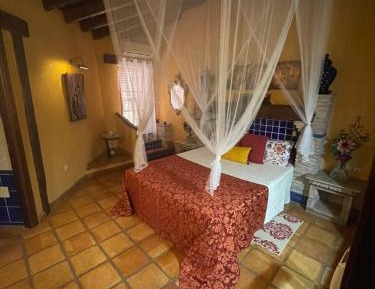 Deluxe Suite with Spa Bath