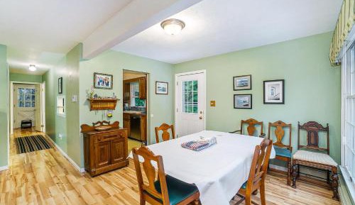 Four bedroom holiday home 