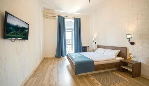 Deluxe Apartment with a view of Khreschatyk