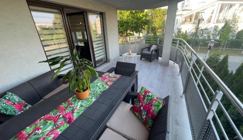 Apartment with Terrace