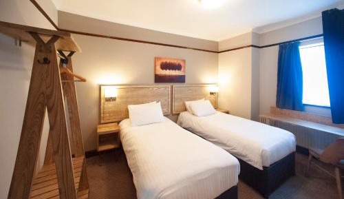 Standard Twin Room