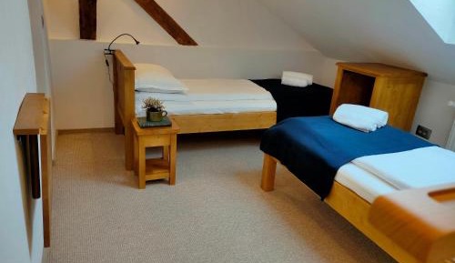 Twin Room with Bathroom