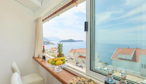 Apartment with Sea View