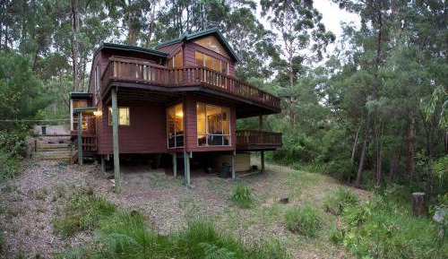 Three-Bedroom Holiday Home 