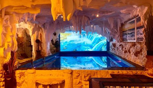 Suite with Private Pool