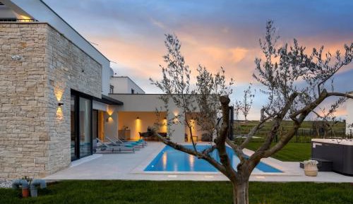 Villa with Private Pool