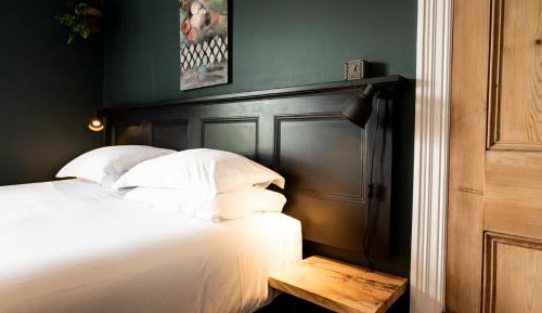 Deluxe Double or Twin Room with Garden View