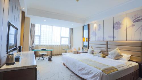 Superior Queen Room