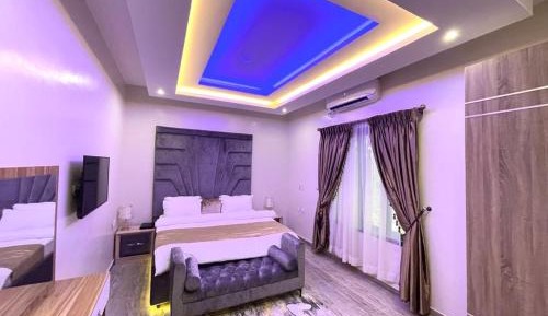 One-Bedroom Suite