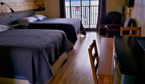 Oceanfront Room with Private Balcony 2 Double Main Floor