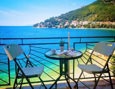 Studio with Sea View