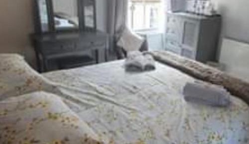 Deluxe Double Room with Shower - 1