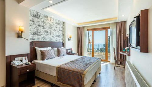 Family Room with Sea View