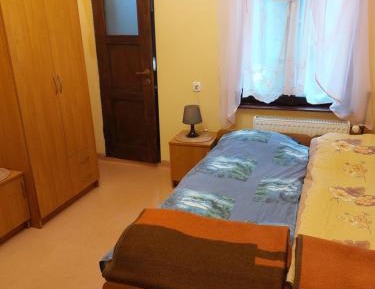 Twin Room with Private Bathroom