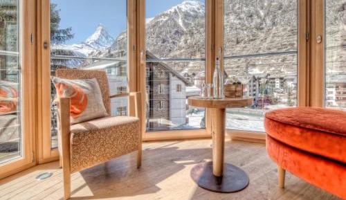 Deluxe Double Room with Matterhorn View