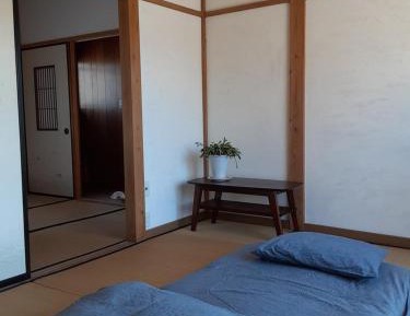 Single Room with Shared Shower and Toilet