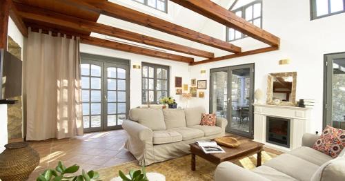 Seven-Bedroom House