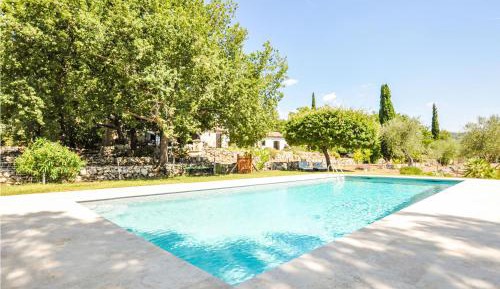 Four-Bedroom Holiday Home
