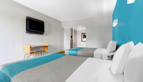 Quadruple Room - Non-Smoking