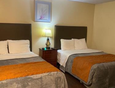 Standard Queen Room with Two Queen Beds