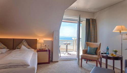 Double Room with Lake View