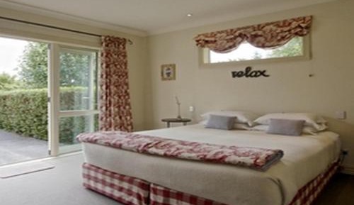 King Room with Garden View