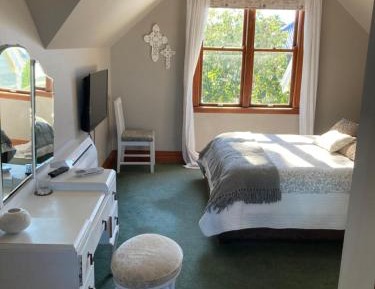 Deluxe Double Room with Shower