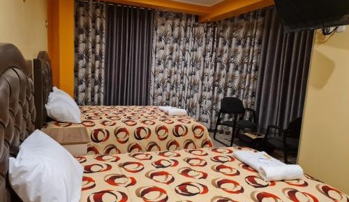 Twin Room with Bathroom