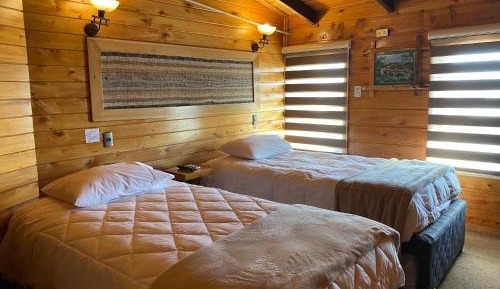 Twin Room with Private Bathroom
