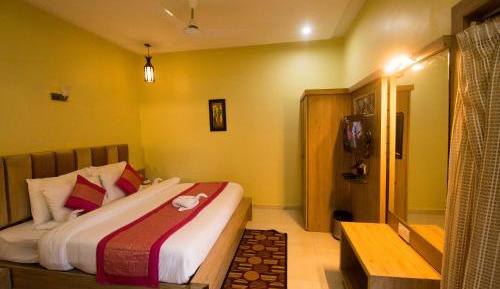 Deluxe Double Room with Balcony