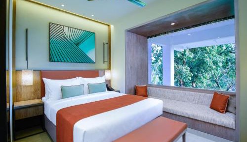 Palm Room