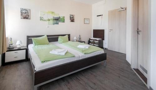 Large Double Room