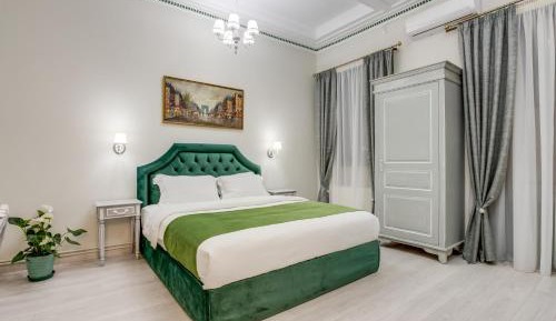 Grand Suite with Balcony
