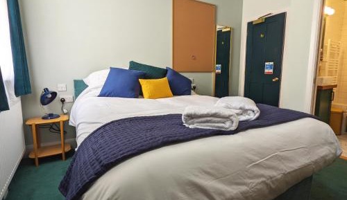 Double Room with Private Bathroom