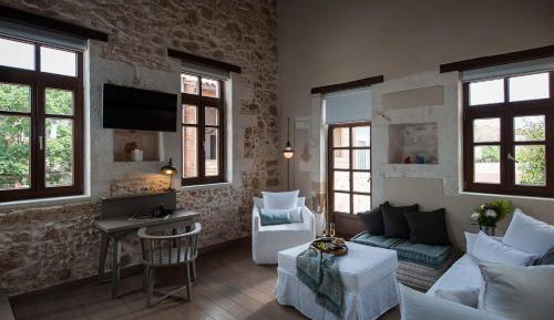 Superior Suite with Terrace- Split Level