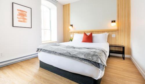 (2-405) One-Bedroom Apartment with Private Terrace and view to St Joseph Street 