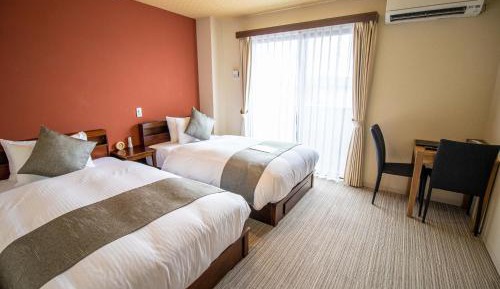 Large Twin Room
