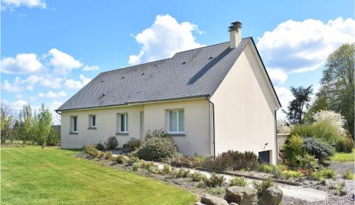 Four-Bedroom Holiday Home