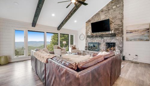 Four bedroom holiday home 