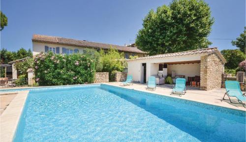 Seven-Bedroom Holiday Home