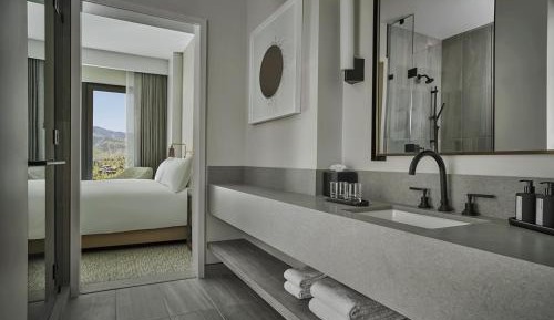 Resort View Studio Suite