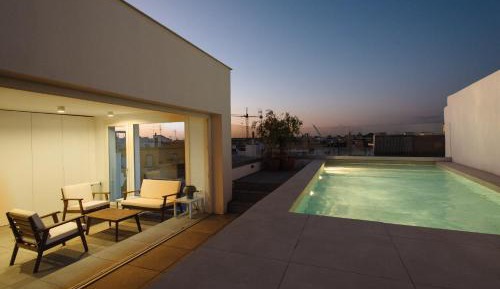 One-Bedroom Apartment