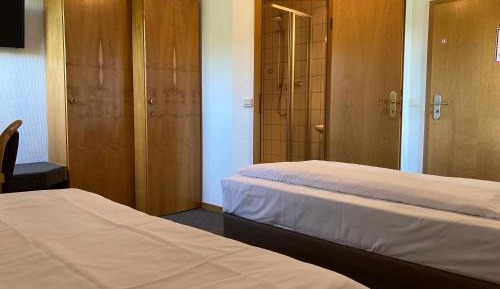 Twin Room with Bathroom