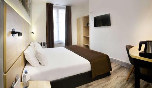 Comfort Queen Room
