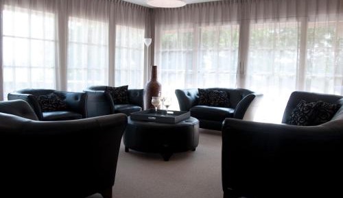 Seven-Bedroom Holiday Home